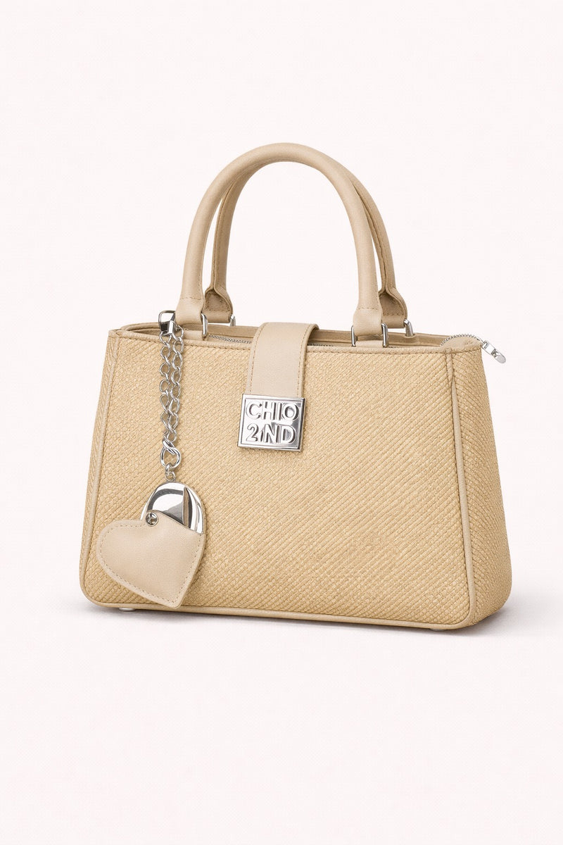 Cartera Chic Elegance